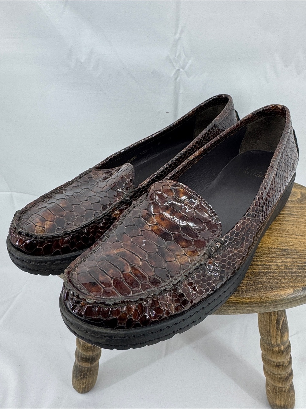 Stuart Weitzman Womens Root Beer Crystal Snakeskin Texture Wedge Loafers, sz 8 N